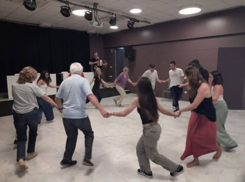 Taller i ballada enllaunada / Sarau - Qrambla - Girona